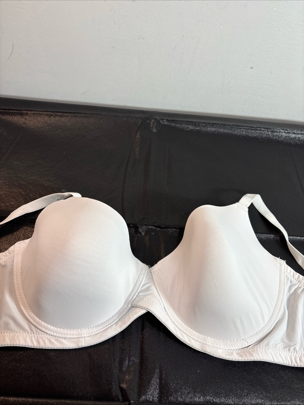 Vince Camuto Smooth White T-Shirt Bra - Women Intimates. 1314
